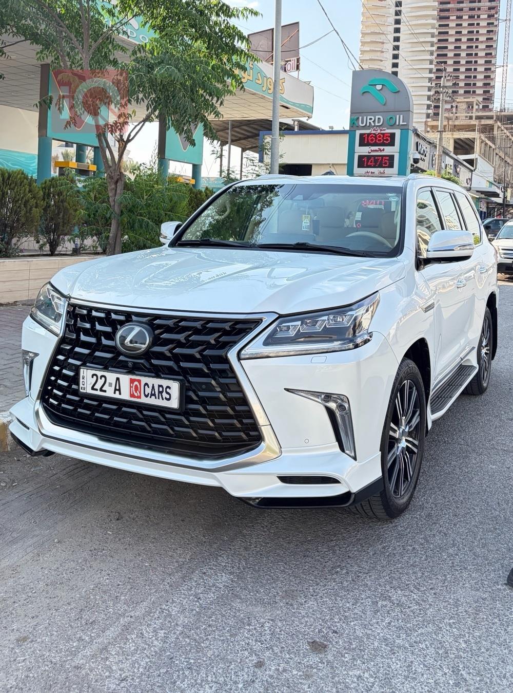 Lexus LX
